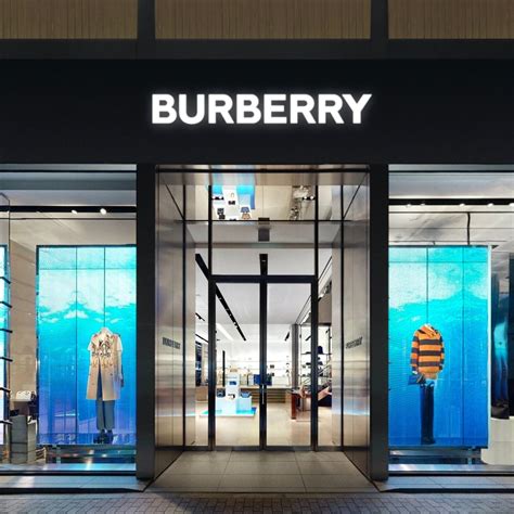 burberry connected store video|burberry digital shopping.